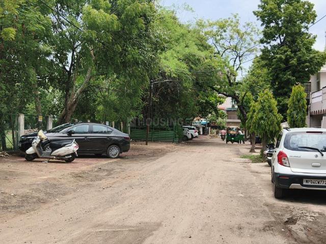 House for sale in Madya