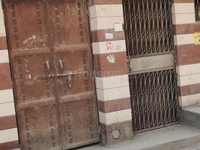 House for sale in South West Delhi, Deri