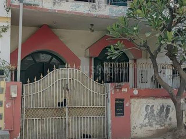 House for sale in Hariana