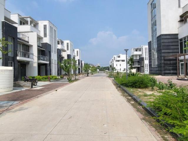 Villa for sale in Noida, Uttar Pradesh