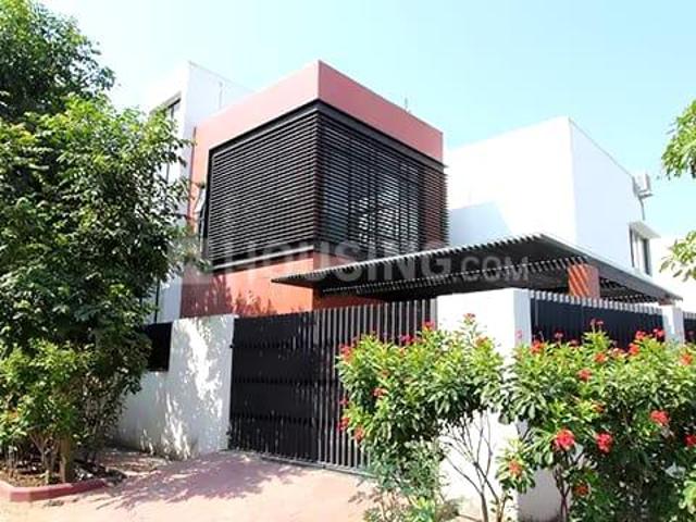 Villa for sale in Madya