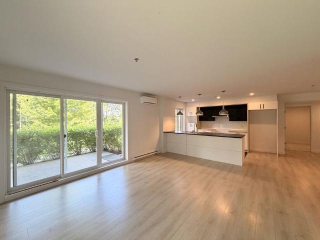 Apartment for rent in Place-du-Paysan, Lévis