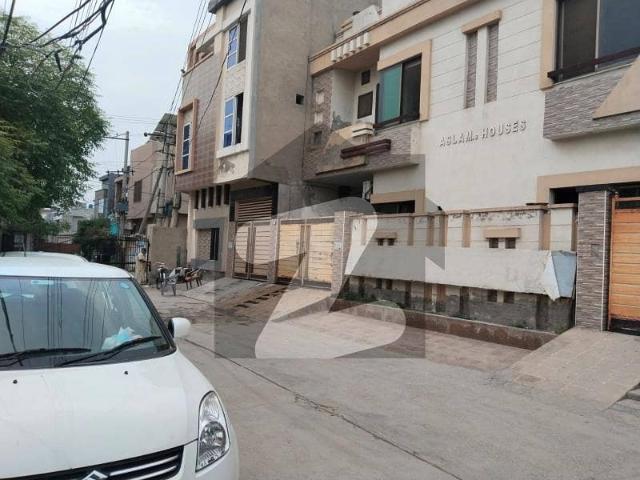 House for sale in Faisalabad, Islamabad Capital Territory