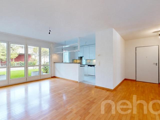 Wohnung kaufen in Seebach, Zürich