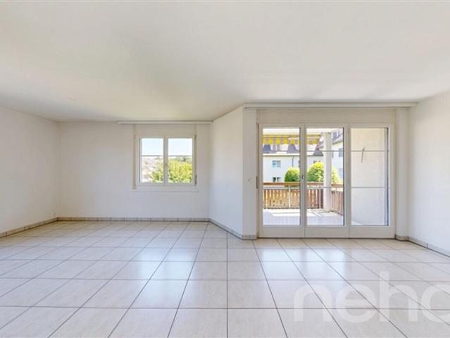 Wohnung kaufen in Maur, Zürich