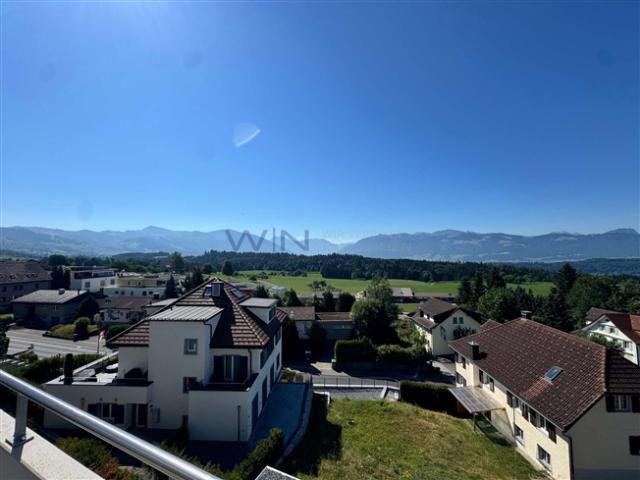 Attikawohnung mieten in Eschenbach (SG), St. Gallen