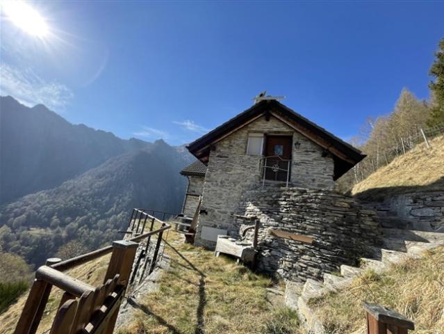 Zweifamilienhaus kaufen in Onsernone, Tessin