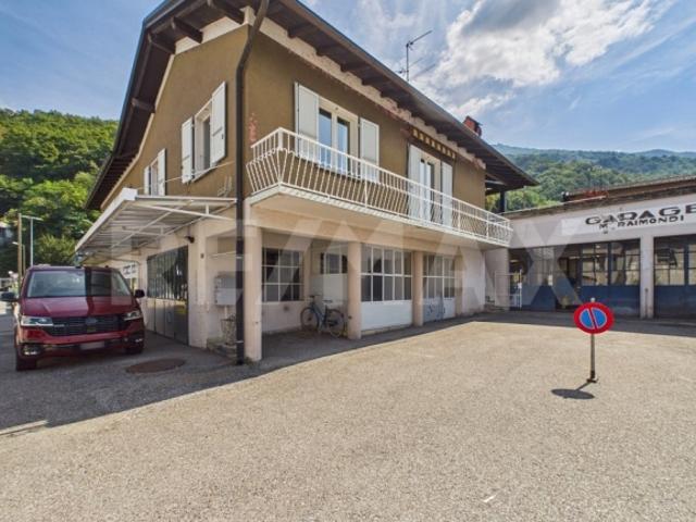 Einfamilienhaus kaufen in Brusino Arsizio, Tessin