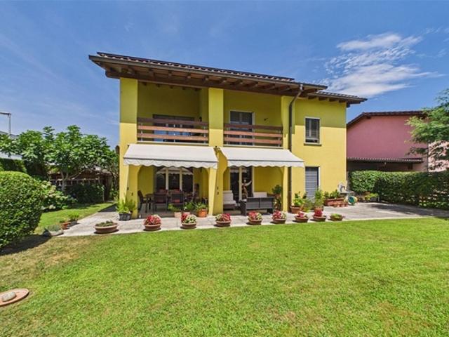 Einfamilienhaus kaufen in Caslano, Tessin