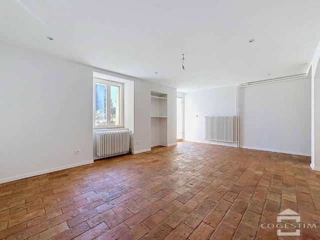 Apartment mieten in Essertines-sur-Rolle, District de Nyon