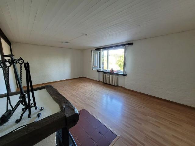 Haus mieten in Zwingen, Basel-Landschaft