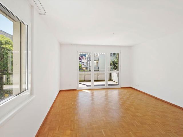 Apartment mieten in Gusch, Oetwil am See