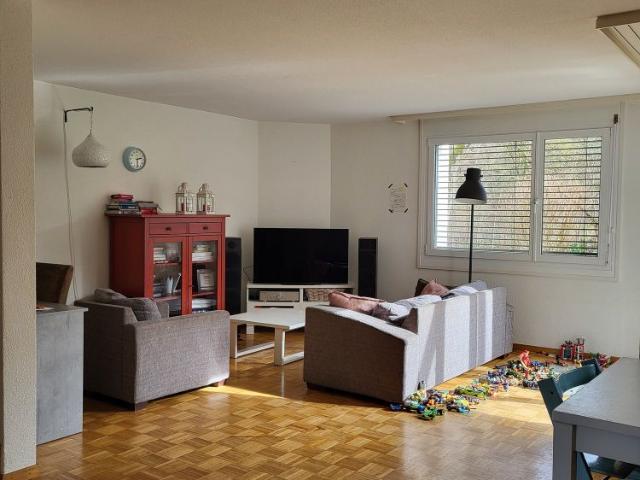 Haus mieten in Adliswil, Zürich