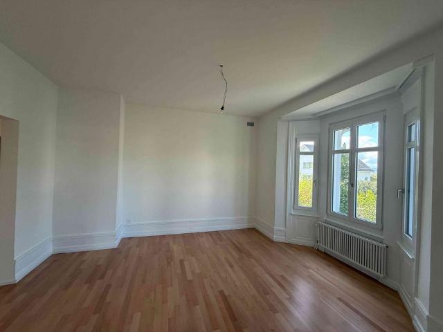 Apartment mieten in Einigen, Zürich