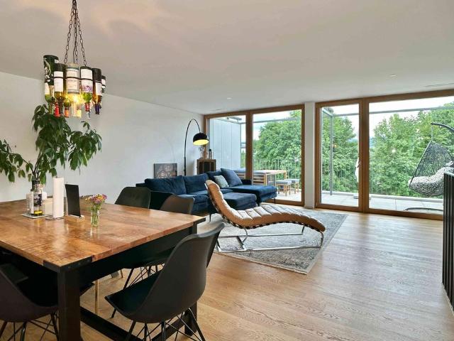 Apartment mieten in Uetikon am See, Bezirk Meilen