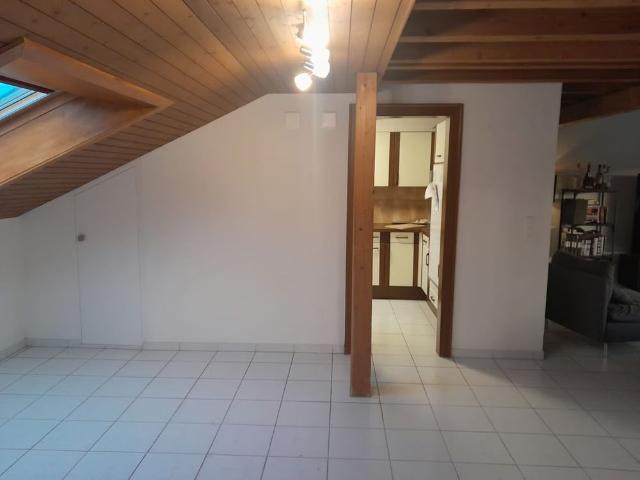 Apartment mieten in Einigen, Zürich