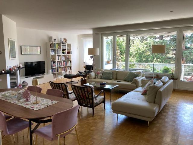 Apartment mieten in Einigen, Zürich