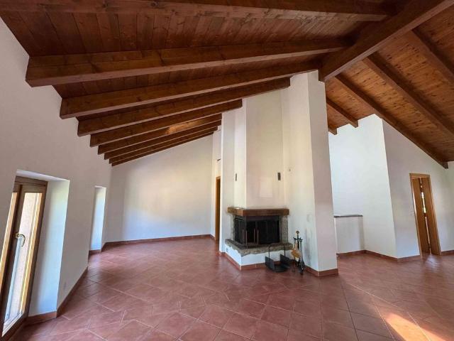 Haus mieten in Aldesago, Tessin