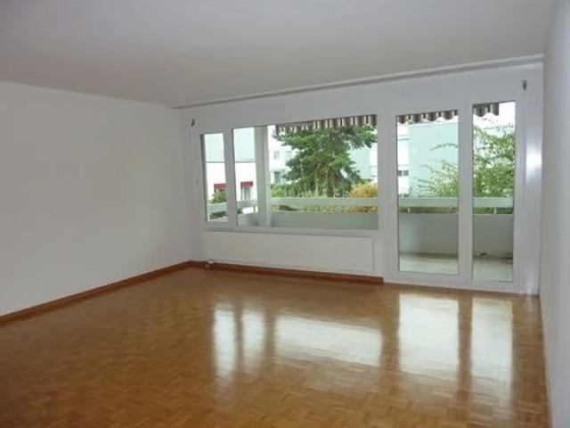 Apartment mieten in Einigen, Zürich