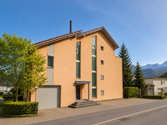 Dachwohnung kaufen in Niederurnen, Glarus