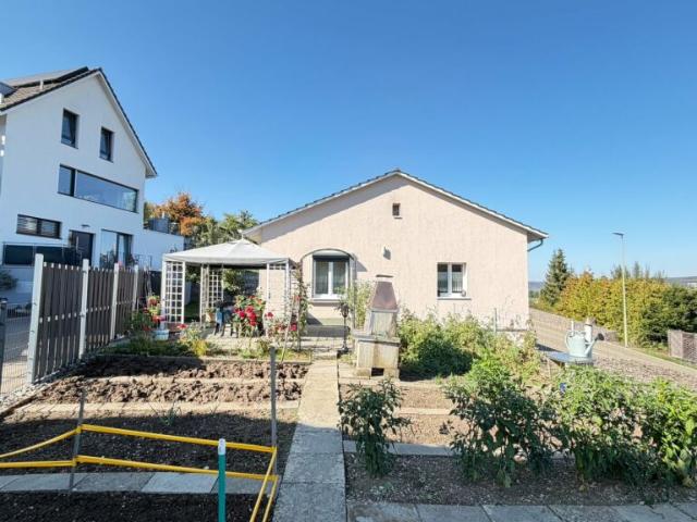 Einfamilienhaus kaufen in Giebenach, Bezirk Liestal