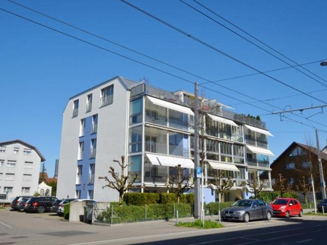Wohnung kaufen in Dietikon, Zürich