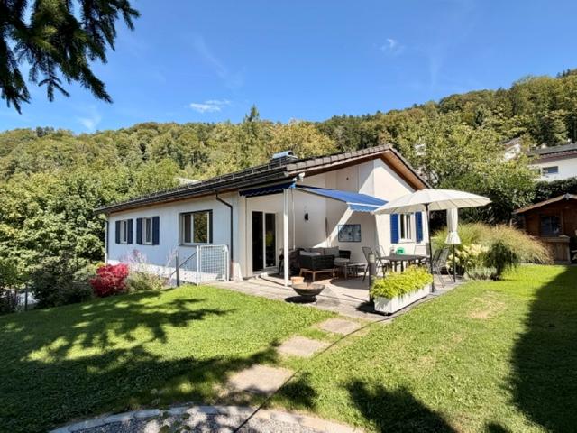 Einfamilienhaus mieten in Stallikon, Zürich