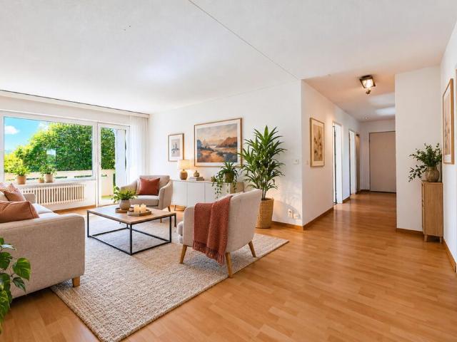 Wohnung kaufen in Benglen, Fällanden