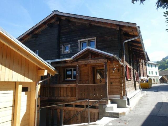 Wohnung kaufen in Luven, Graubünden