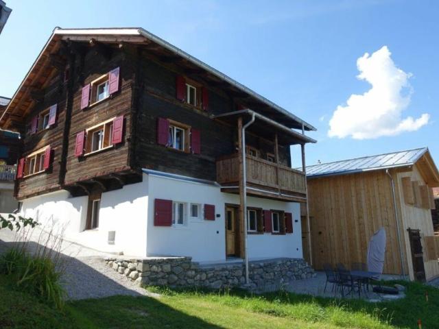 Wohnung kaufen in Luven, Graubünden