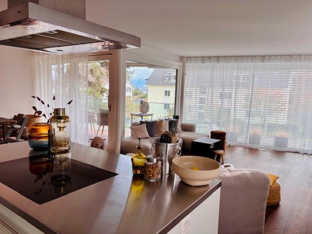 Immobilie mieten in Gattikon, Zürich