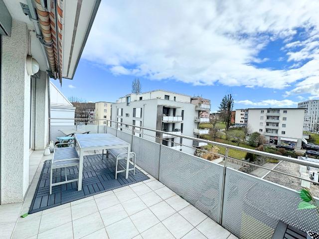 Attikawohnung kaufen in Lausanne