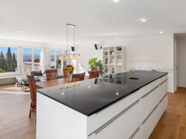 Terrassenwohnung kaufen in Adetswil, Bäretswil