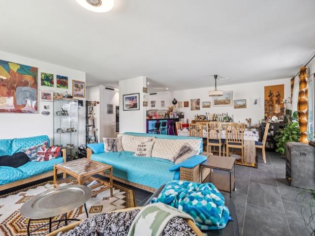 Wohnung kaufen in Kloten, Zürich