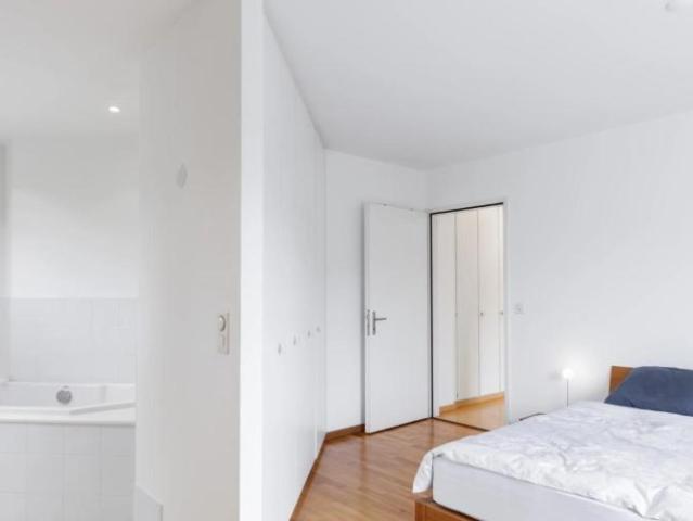 Wohnung kaufen in Saint-Sulpice (VD), Waadt