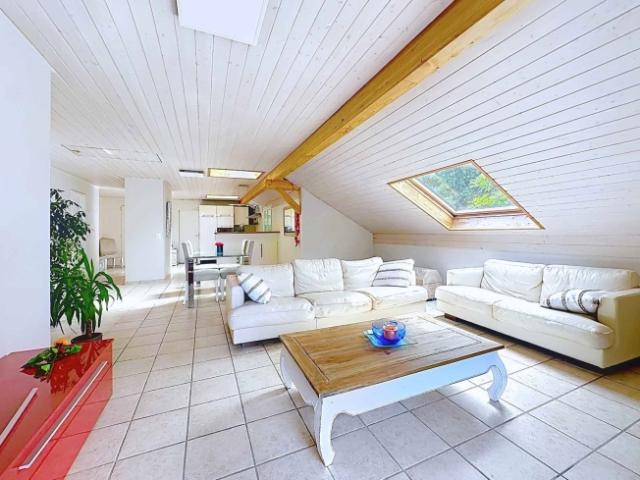 Attikawohnung kaufen in Chailly-Montreux, Waadt