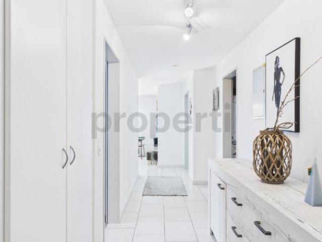Wohnung kaufen in Oberkulm, Aargau