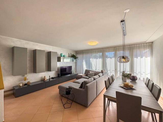 Haus kaufen in Minusio, Tessin