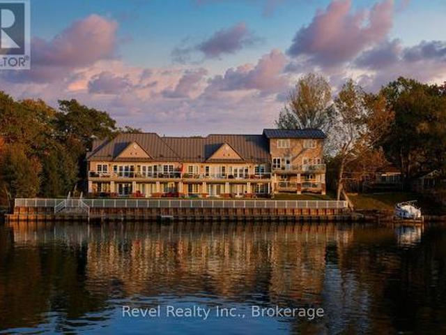 Townhouse for sale in Wasaga Beach, Ontario