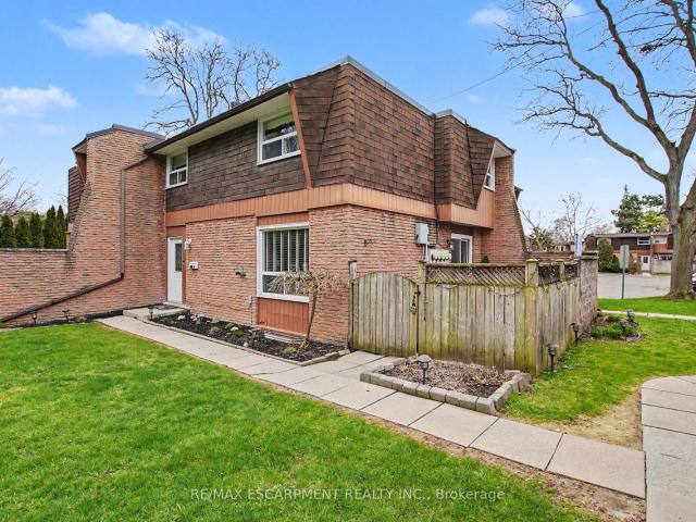 Condo for sale in Burlington, Ontario