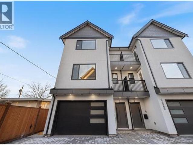 Duplex for sale in Burnaby, British Columbia