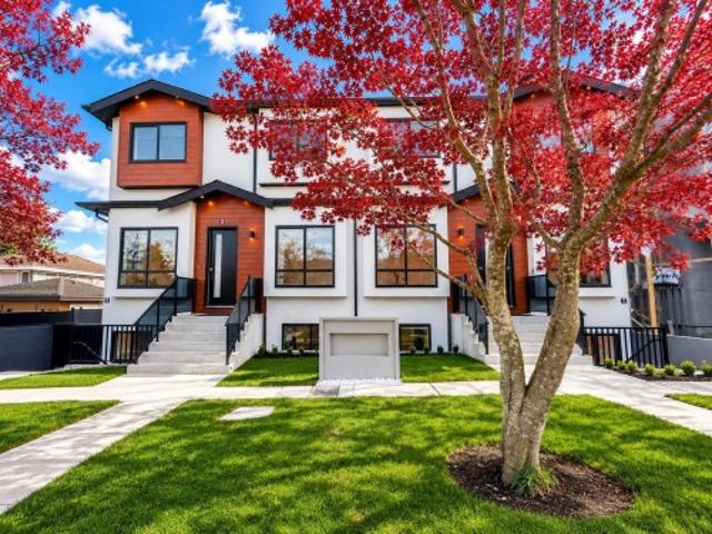 Duplex for sale in Burnaby, British Columbia