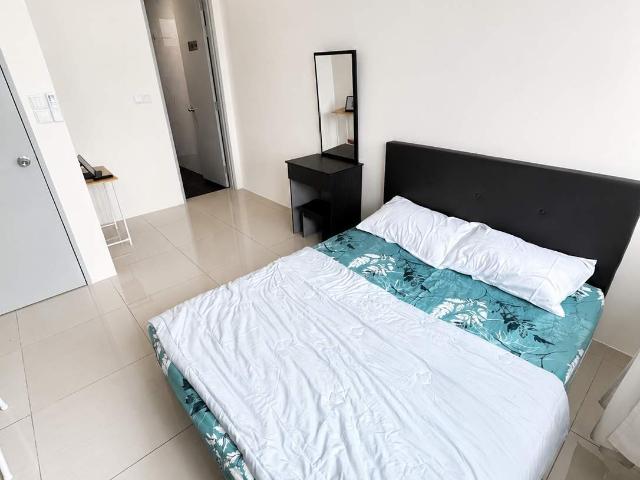 Room for rent in Bayan Mutiara, George Town