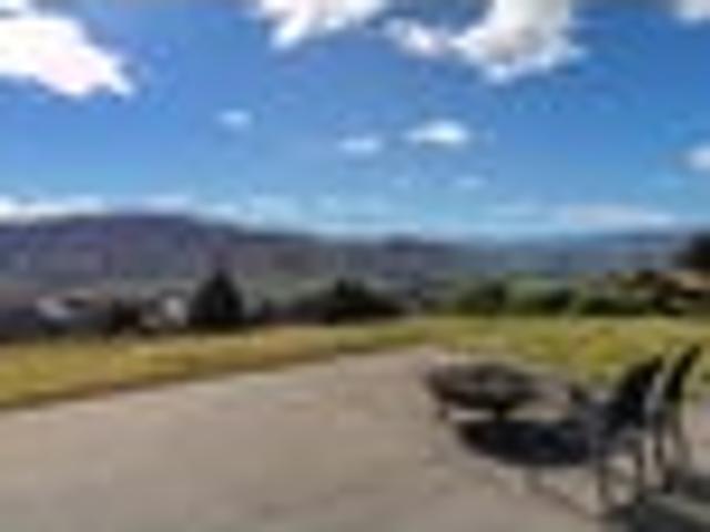 House for sale in Otakou