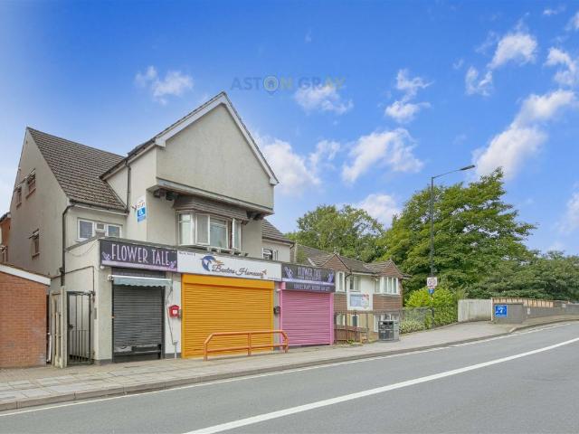 Studio for rent in Slough