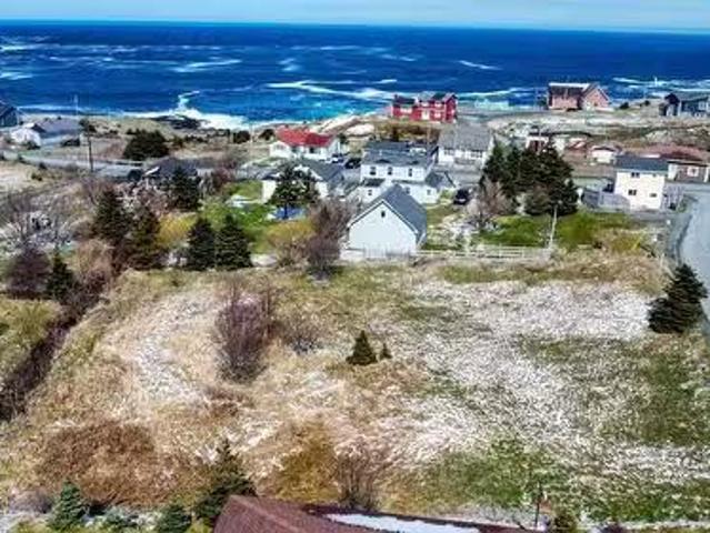 House for sale in Pouch Cove, Newfoundland And Labrador