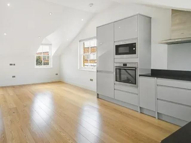 House for rent in London Borough of Ealing, Isle Of Man