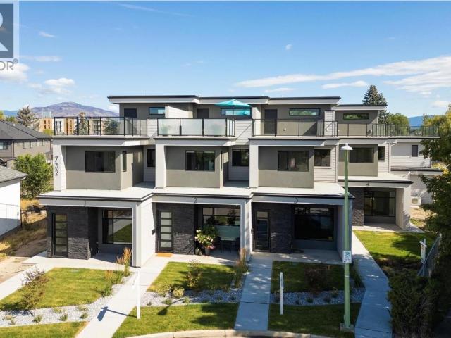Townhouse for sale in Winfield, British Columbia