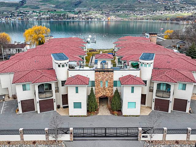 Condo for sale in Vernon