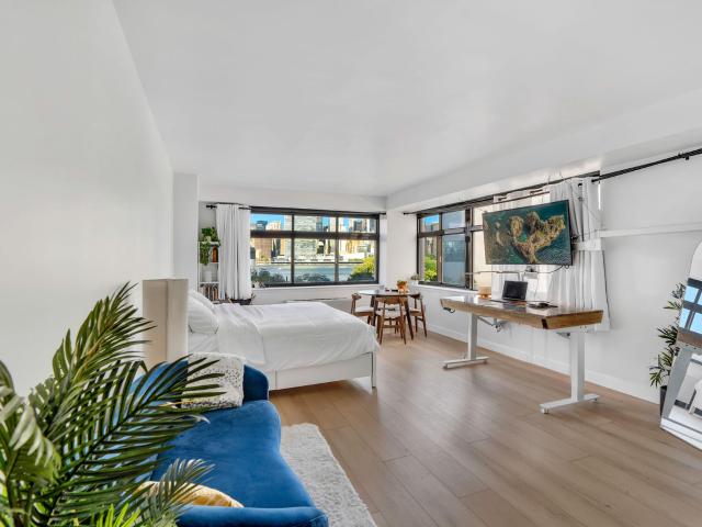 Condo for sale in Queens, Arverne
